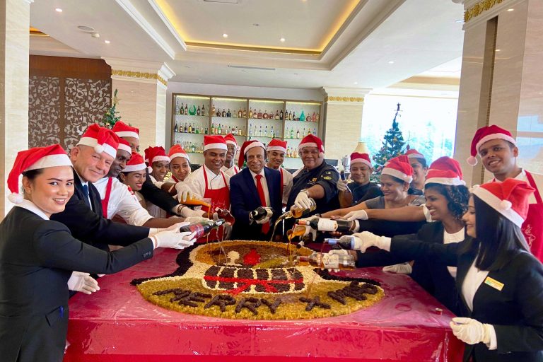 The Grand Kandyan hosts its annual traditional cake mixing