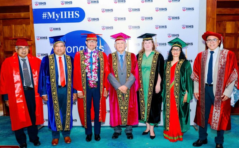 IIHS වසර 25ක සෞඛ්‍ය අධ්‍යාපන විශිෂ්ටත්වය සමරමින් සෞඛ්‍ය වෘත්තිකයන් 650කට අධික පිරිසකට උපාධි පිරිනමයි
